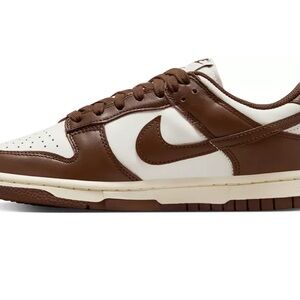 Nike Women’s s Chocolate Brown and White Nike Dunks Sneakers NWOB SIZE 7.5